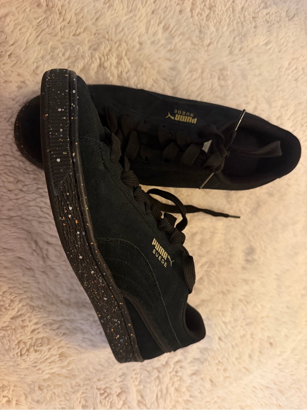 Puma Suede Men's Black Sneakers with Multicolor Speckled Sole